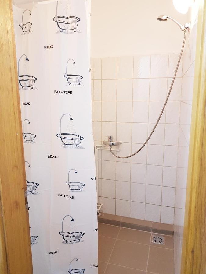 Sleep Inn Hostel Бухарест Екстер'єр фото
