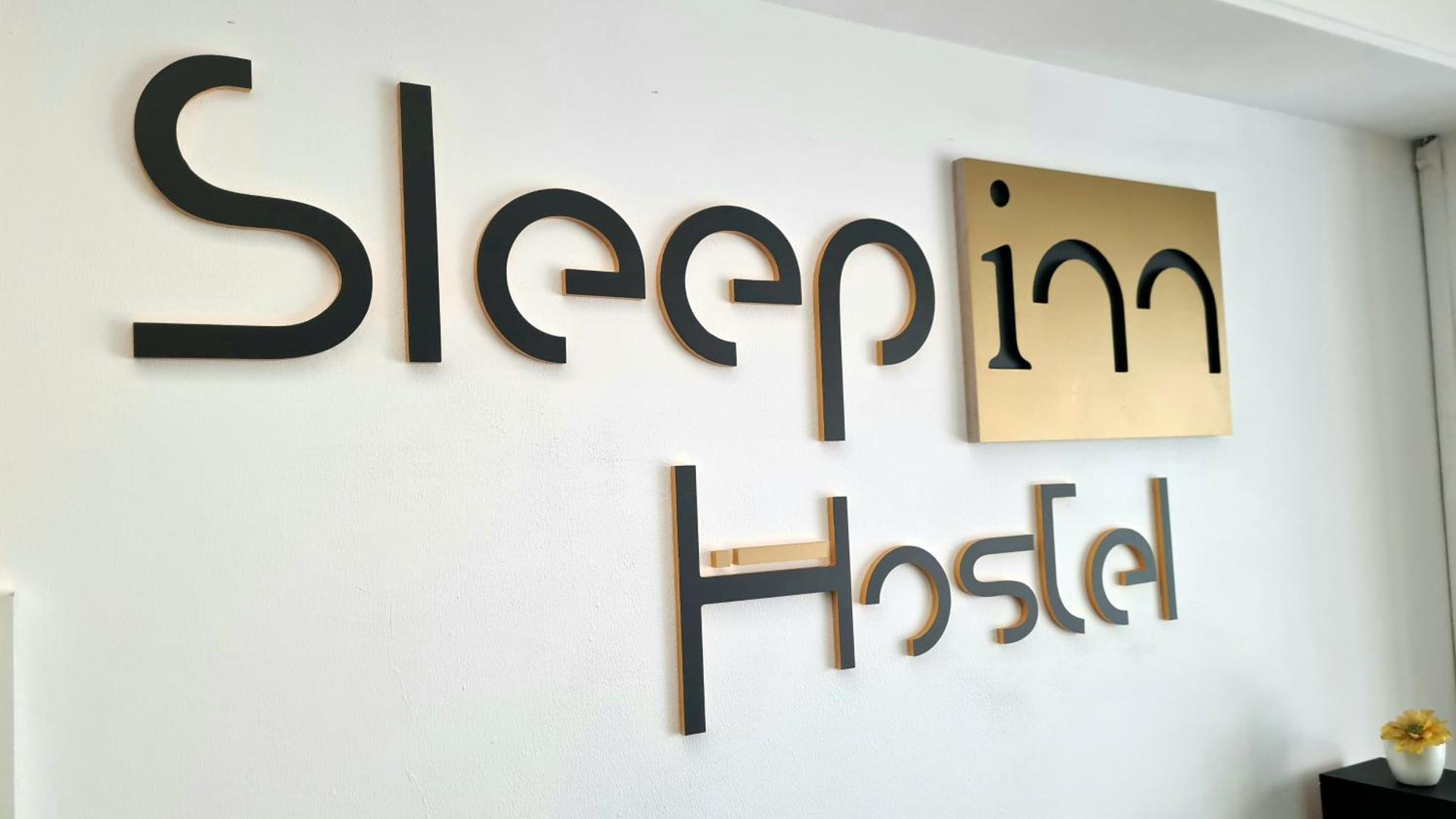Sleep Inn Hostel Бухарест Екстер'єр фото